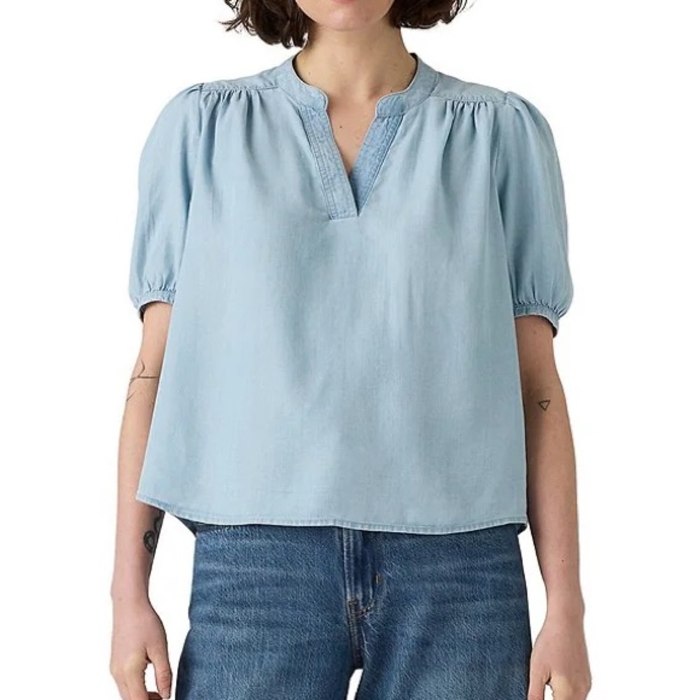 Levi’s Light Blue Women's puff sleeve top